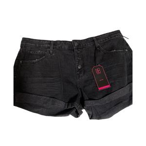 No Boundaries Black Jean Shorts NWT